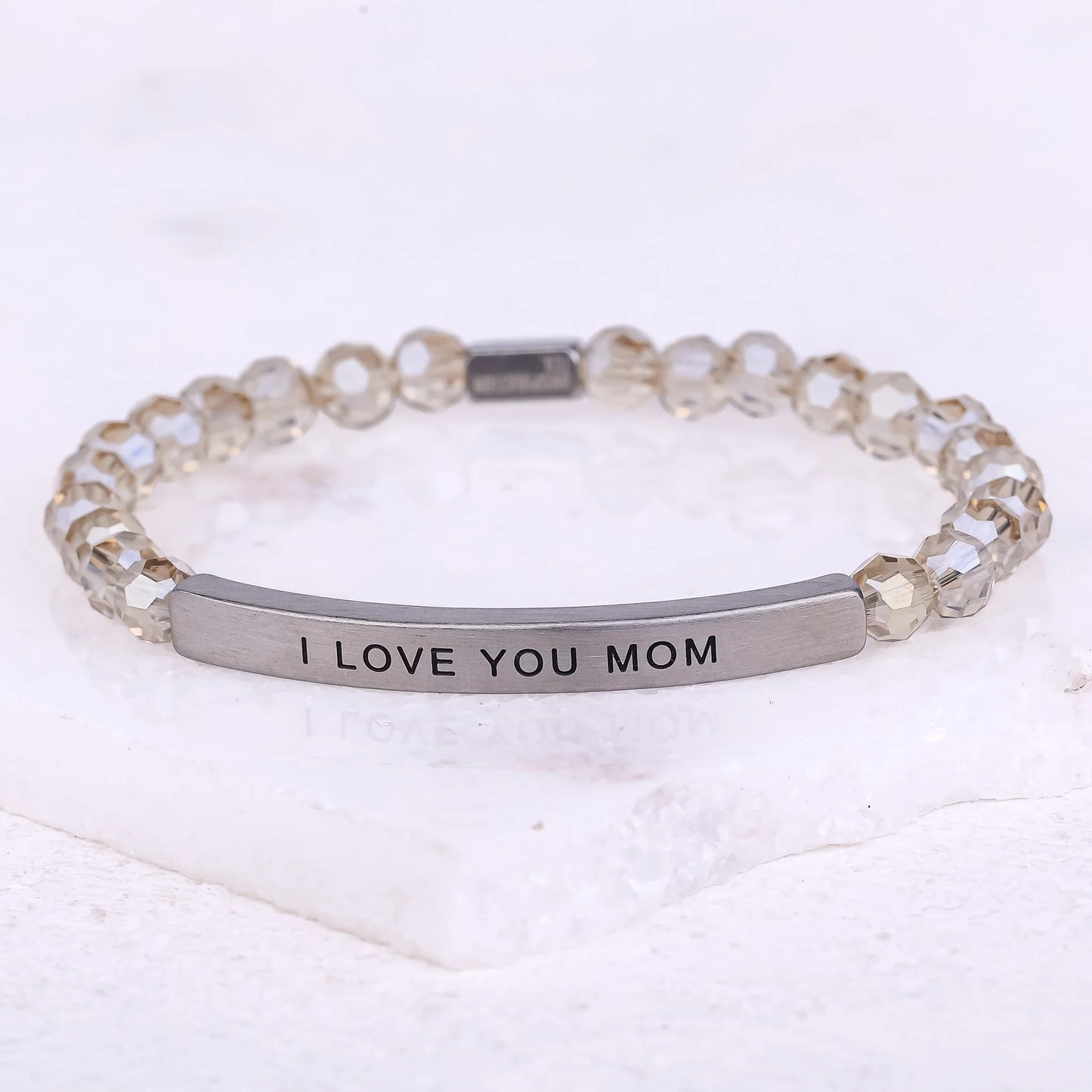 I LOVE YOU MOM